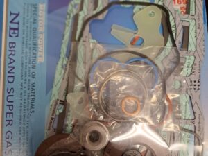 BRP 850 E-TEC TÄYDELLINEN MOOTTORIN TIIVISTESARJA 710-TGA2601