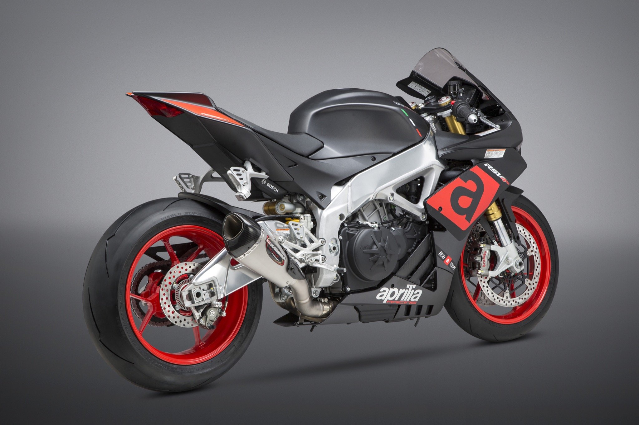 Yoshimura Slip-On Aprilia Rsv4 10-16/Tuono 11-16 Race Alpha T So Ti-Ti-Cf Works