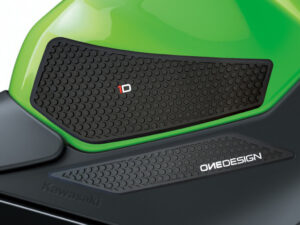 Puig Lateral Tank Pads Kawasaki C/Black