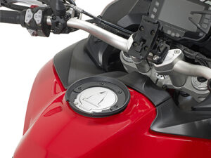 Givi Tanklock kiinnike, Tanklocklaukkujen kiinnittämiseen