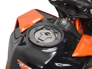 Givi Tanklock kiinnike, Tanklocklaukkujen kiinnittämiseen KTM Duke 125-390 (17-1