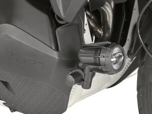 GIVI SPECIFIC KIT TO FIX S320S322