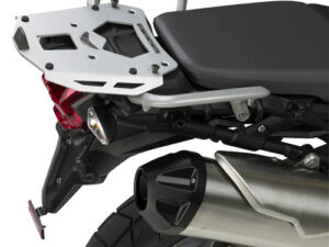 Givi Monokey peräteline alumiini Triumph Tiger 800/XC 11