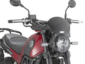 Givi Black anodized aluminium universal screen Race Café 20,5 x 26,5 cm (H x W)