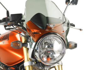 Givi Specific screen, smoked 31,2 x 40,8 cm (H x W) Hornet 600 (05-06)