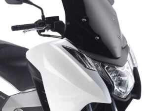 Givi Specific low sport screen, gloss black 47 x 43 cm (HxW) Integra 700/750