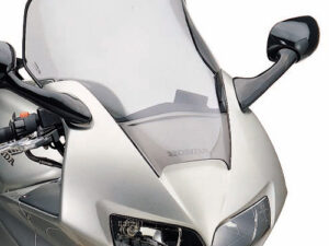 Givi Specific screen, smoked 46 x 42 cm (HxW)