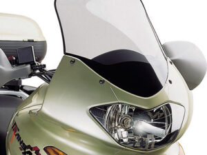 Givi Specific screen, smoked 56 x 36 cm (HxW)