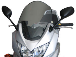 Givi Specific screen, smoked 45,7 x 36,5 cm (HxW)