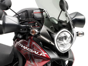 Givi Specific screen, smoked 44,5 x 37 cm (HxW)