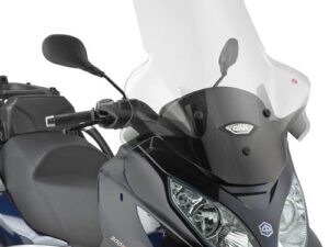 Givi Specific screen, transparent 75 x 65 cm (H x W) MP3