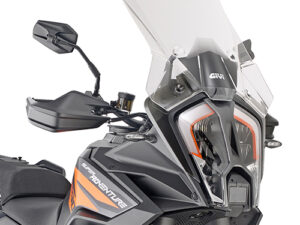 Givi Specific screen, transparent 44,5 x 47 cm 1290 SUPER ADVENTURE S (21-22)