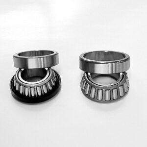 Tourmax Ohjauslaakerisarja T:47x25x15 B:52x28x16,5 inc. pölynsuoja