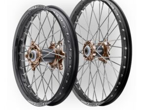 TALON Etupyörä  21x1 60 KTM125-450 SX/F 15- Magnesium/Musta