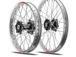 TALON Takavanne 19x2 15 Pro Billet EXCEL CR250 95-99 Musta/hopea