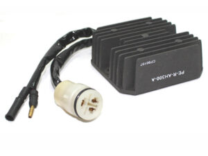 Bronco Jännitteensäädin Honda