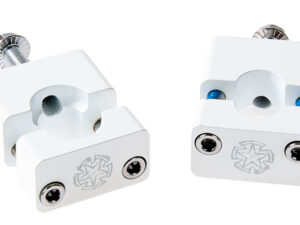 Timeless Ohjaustangon kiinnikepari, Valkoinen, 22mm, M10, Monkey Type / Pitbike