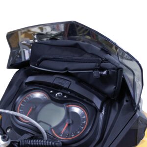 Skinz Tuulisuoja Laukku Musta Ski Doo 2013- Summit XM, MXZ/ Renegade Rev XS