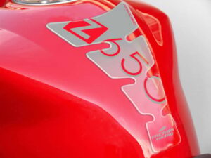 Puig Tank Pad Spirit Z650 C/Silver