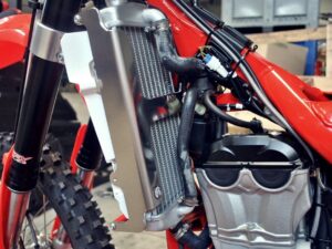 AXP Radiator Braces Red spacers Beta 350RR 15-19