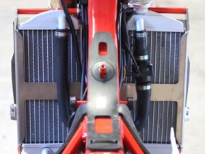 AXP Radiator Braces Red spacers Gas-gas EC250-EC300 18-20