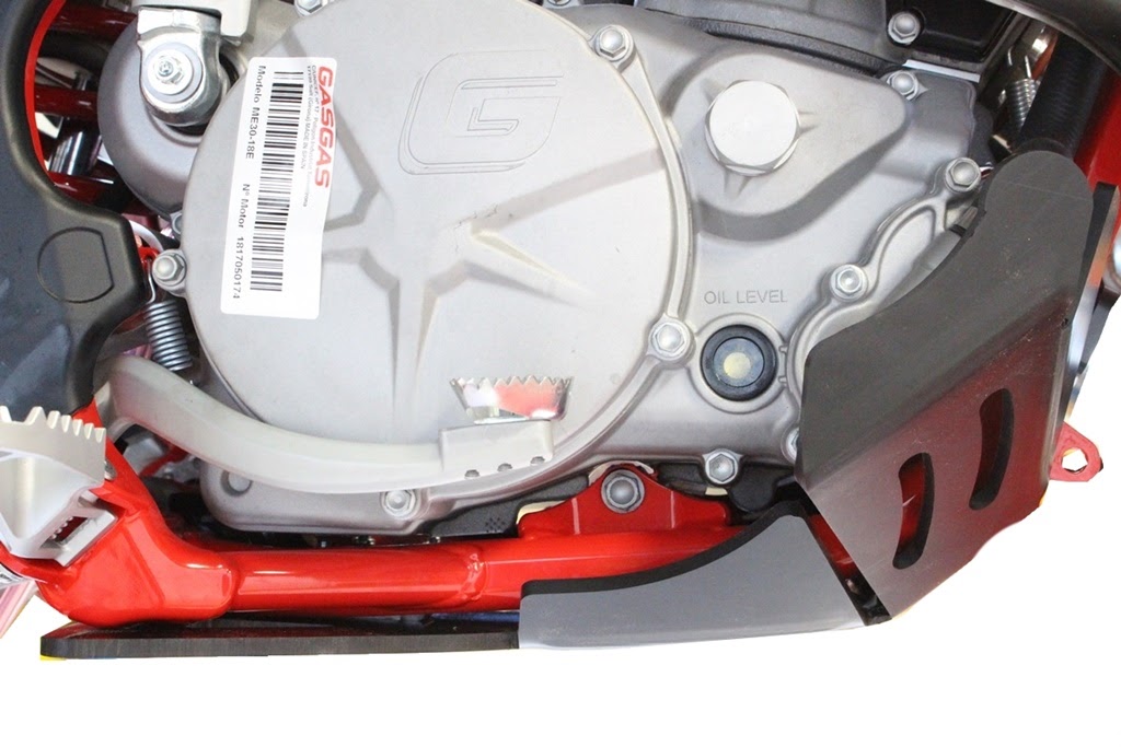 AXP Skid Plate Black Gas-gas EC250-EC300 18