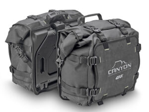 GIVI PAIR OF SIDE BAGS 25+25LT