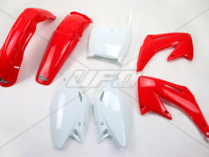 UFO Muovisarja 5-osainen original CR125/250 02-03