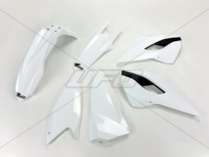 UFO Muovisarja 4-osainen original HVA TE/FE 125-450  2014