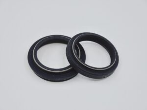 SKF Oil & Dust Seal Yamaha ""Black Color"" Mm 41 "