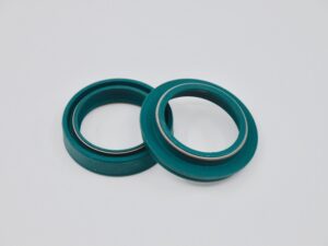 SKF Oil & Dust Seal 37 mm. - SHOWA