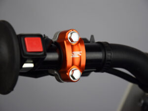 Scar Universal Rotating bar clamp - Orange