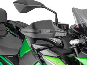 Givi Käsisuojat Versys 650 (15)