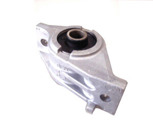 Sno-X Moottorikumi eteen/taakse oikea, BRP