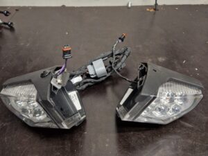 LED-lisäkaukovalo Lynx Radien / Skidoo G4. 860201956.  Käytetyt