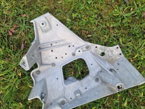 Polaris Axys 800 eturunko oikea puoli