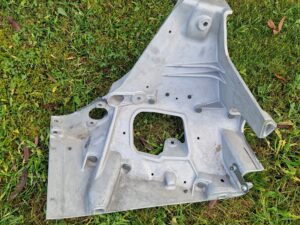 Polaris Axys 800 eturunko vasen puoli